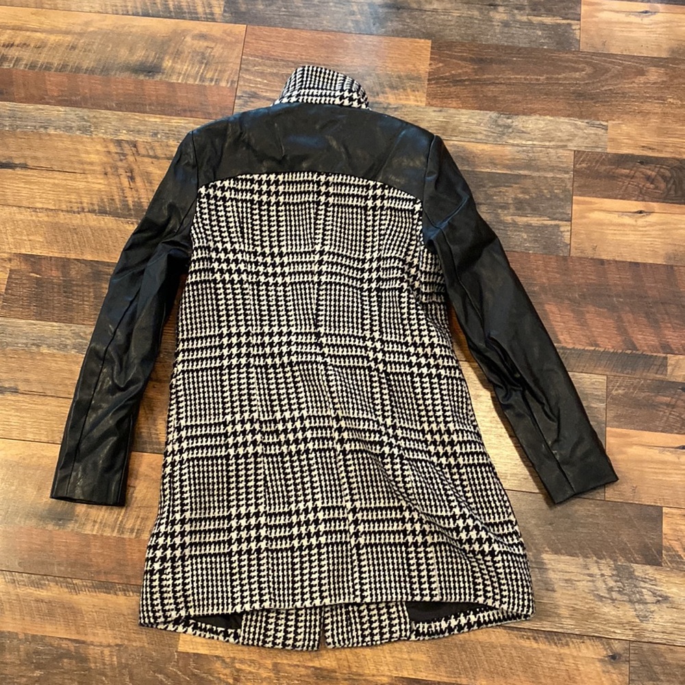 Ness black and white jacket with leather sleeves size 38 (small) - Picture 2 of 4